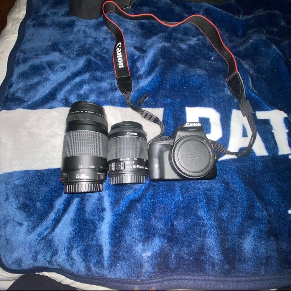 Canon Rebel SL1 kit w/ 24 megapixel 2 options of the lenses 2 chargers